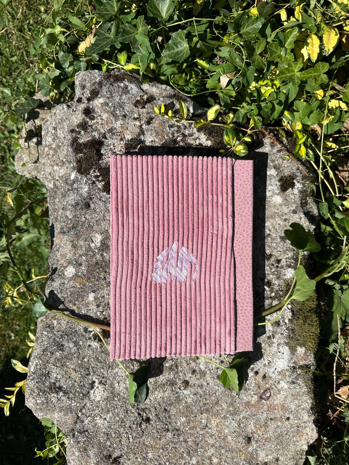 Porte Bloc-Notes velours côtelé " love " format A5
